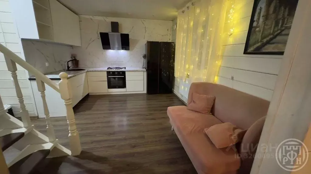 Дом в Ленинградская область, Отрадное Кировский район, 6-я линия, 109 ... - Фото 2