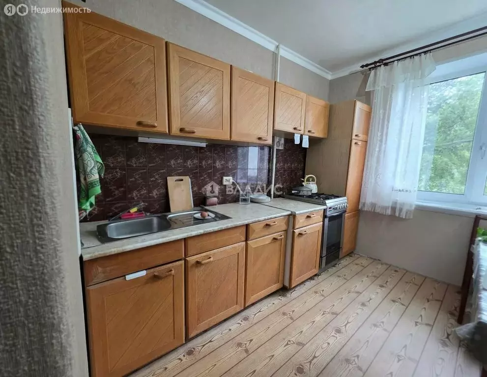 3-комнатная квартира: посёлок Радужный, 19 (64.7 м) - Фото 2