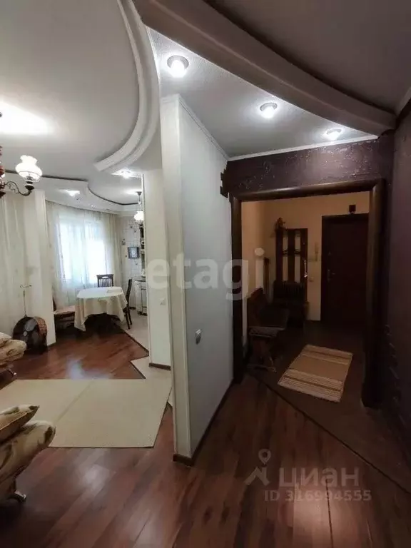 4-к кв. Белгородская область, Шебекино Рабочая ул., 3 (73.0 м) - Фото 0