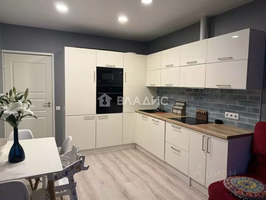 2-к кв. Санкт-Петербург Лиственная ул., 18к1 (63.3 м) - Фото 1