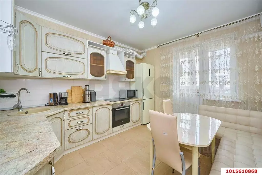 2-к кв. Краснодарский край, Краснодар Российская ул. (61.0 м) - Фото 1