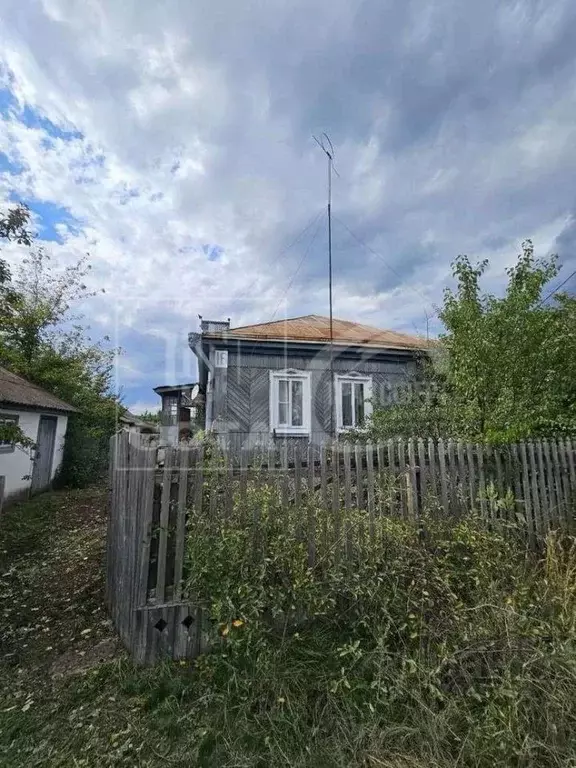 Дом в Воронежская область, Новохоперский район, Елань-Коленовское ... - Фото 2