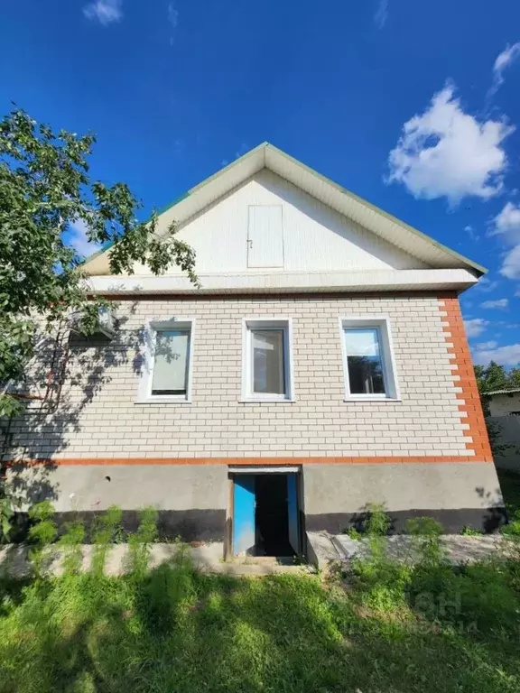 Дом в Саратовская область, Энгельсский район, Красноярское ... - Фото 0