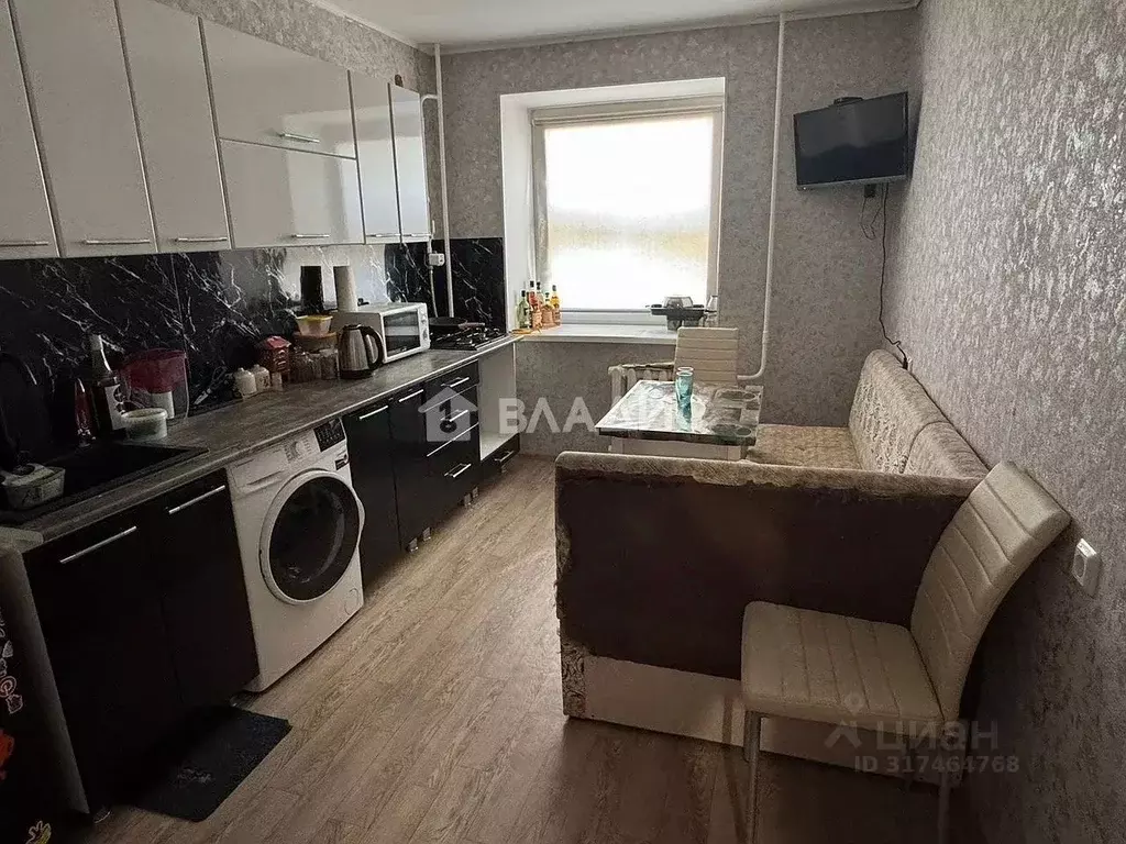 1-к кв. Пермский край, Кунгур Российская ул., 33 (37.5 м) - Фото 1