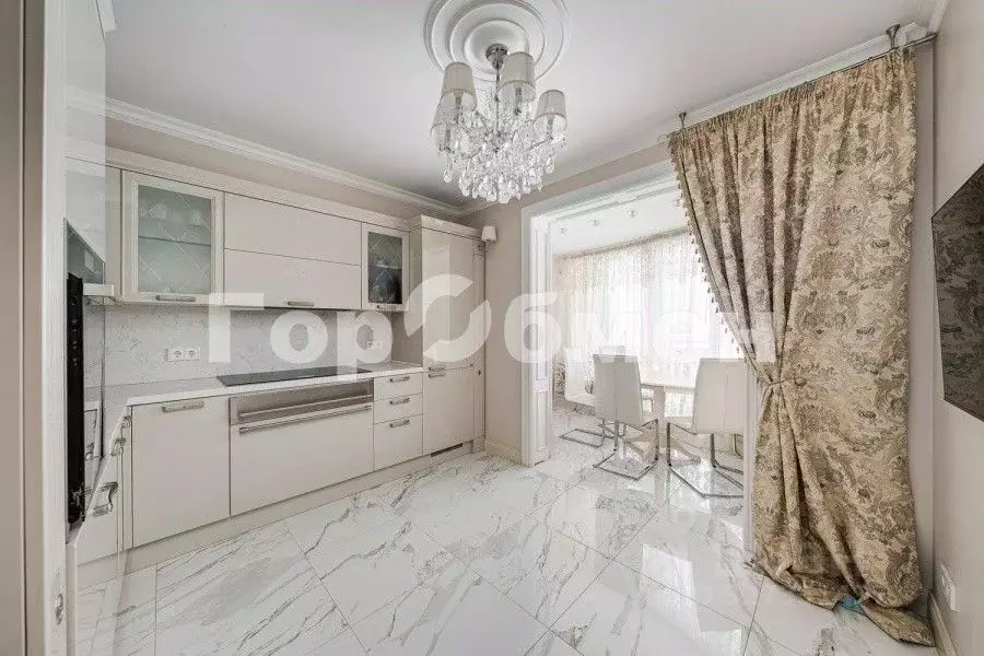 3-к кв. Москва, Москва, Московский г. ул. Бианки, 12к1 (75.2 м) - Фото 1