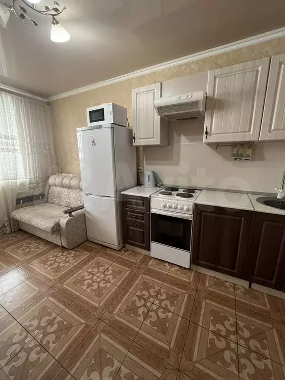 1-к. квартира, 42 м, 4/18 эт. - Фото 0