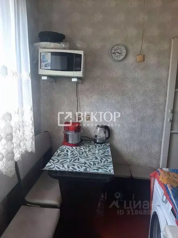 2-к кв. Ивановская область, Тейково ул. Советской Армии, 11 (42.7 м) - Фото 0