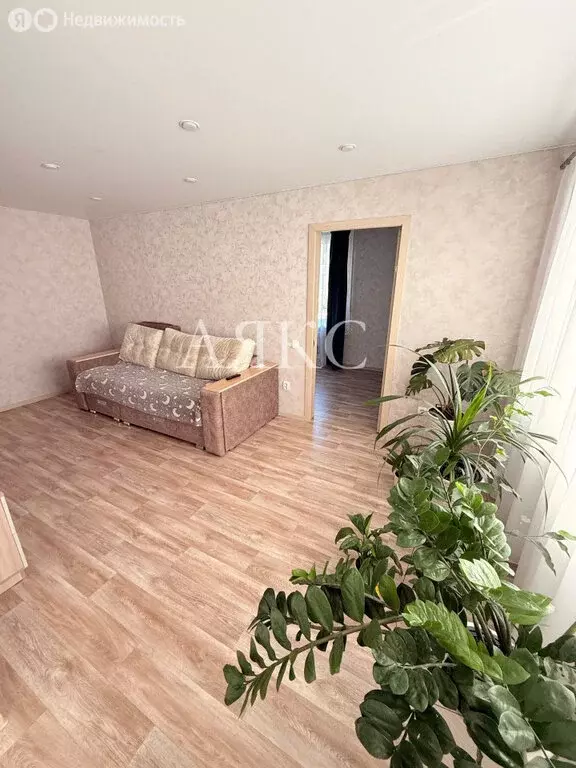 2-комнатная квартира: Ишимбай, Революционная улица, 23А (42 м) - Фото 1