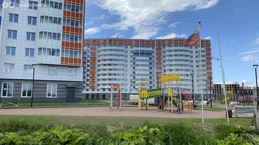 1-комнатная квартира: городской посёлок Янино-1, Заводская улица, 18к2 ... - Фото 1