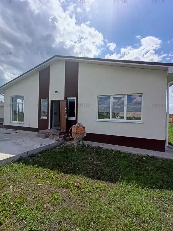 Дом в Белгородская область, Белгородский район, Разумное рп ул. ... - Фото 1