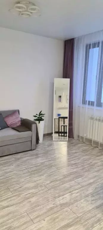 1-к кв. Ульяновская область, Ульяновск ул. Минаева, 48А (35.0 м) - Фото 0