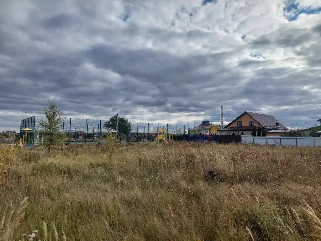 Участок в Воронежская область, с. Новая Усмань ул. Пожарского, 30 ... - Фото 1