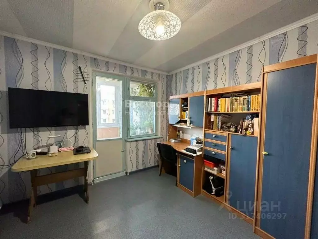 3-к кв. Крым, Феодосия ул. Крымская, 82Б (69.9 м) - Фото 0