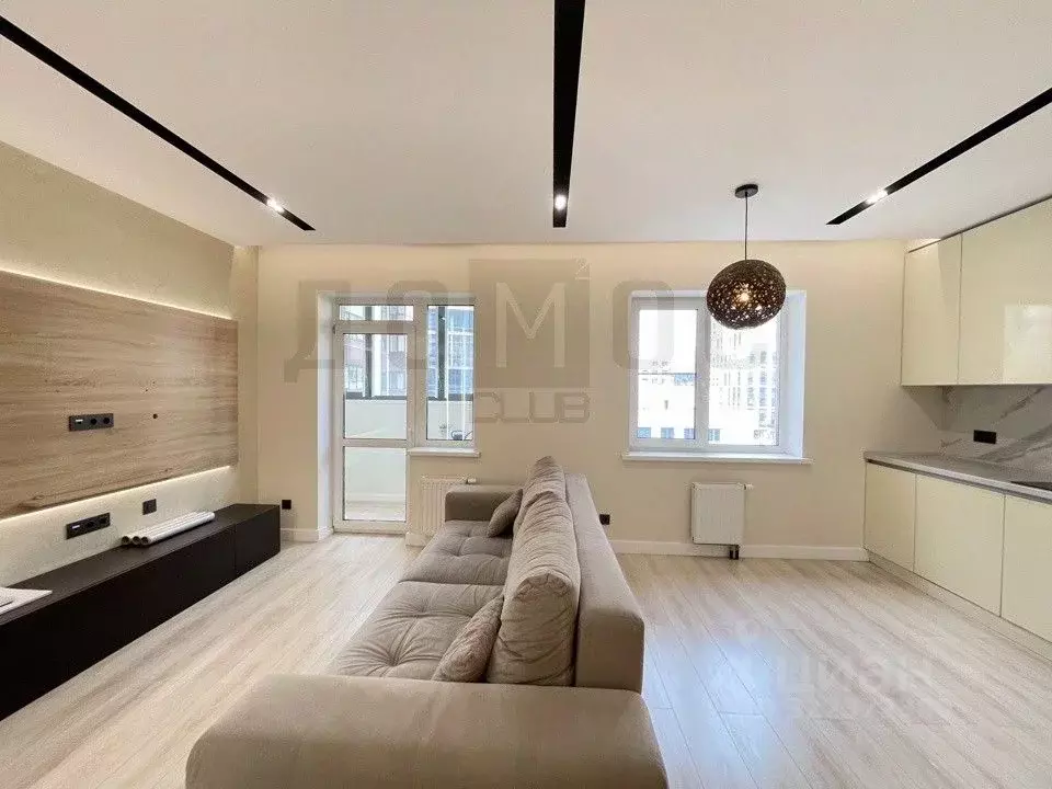 3-к кв. Свердловская область, Екатеринбург ул. Московская, 75 (76.5 м) - Фото 1