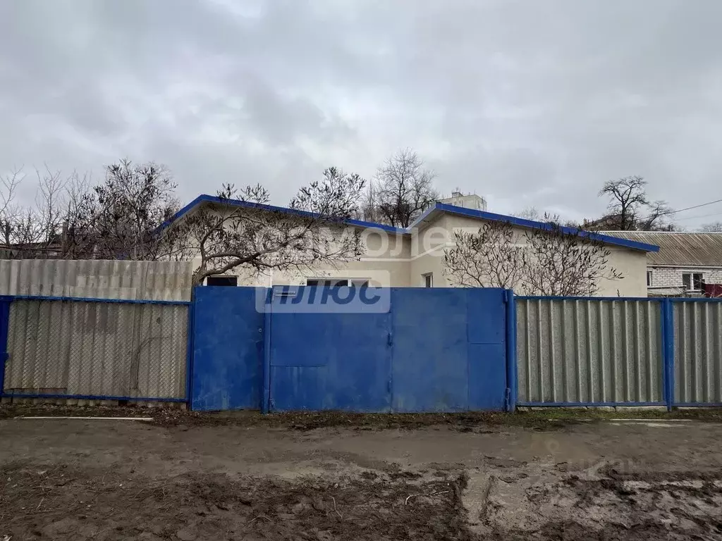 Дом в Калмыкия, Элиста ул. Кирова (120 м) - Фото 1