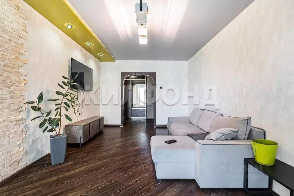 3-к кв. Томская область, Томск ул. Энтузиастов, 37 (81.3 м) - Фото 1