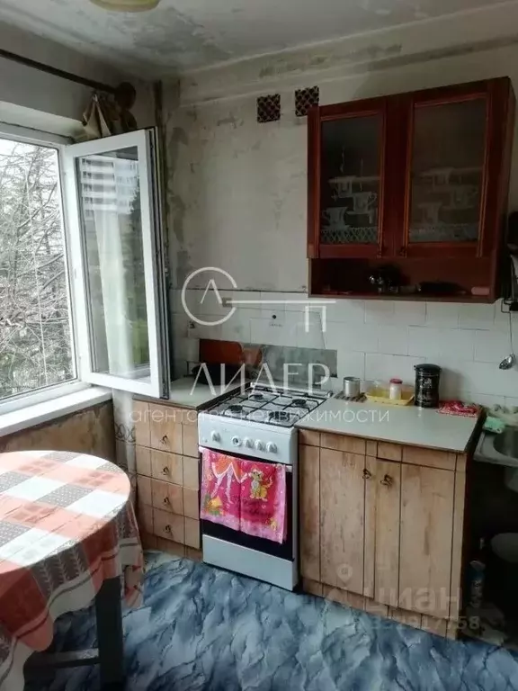 3-к кв. Краснодарский край, Сочи Завокзальный мкр, ул. Невская, 16 ... - Фото 1