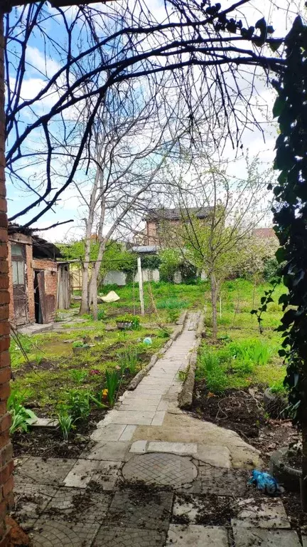 Участок в Северная Осетия, Владикавказ ул. Гастелло, 60 (5.5 сот.) - Фото 1