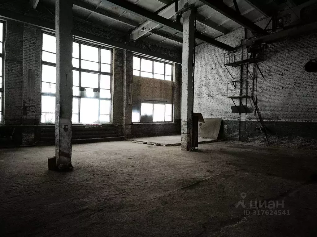 Помещение свободного назначения в Омская область, Омск ул. 10 лет ... - Фото 1