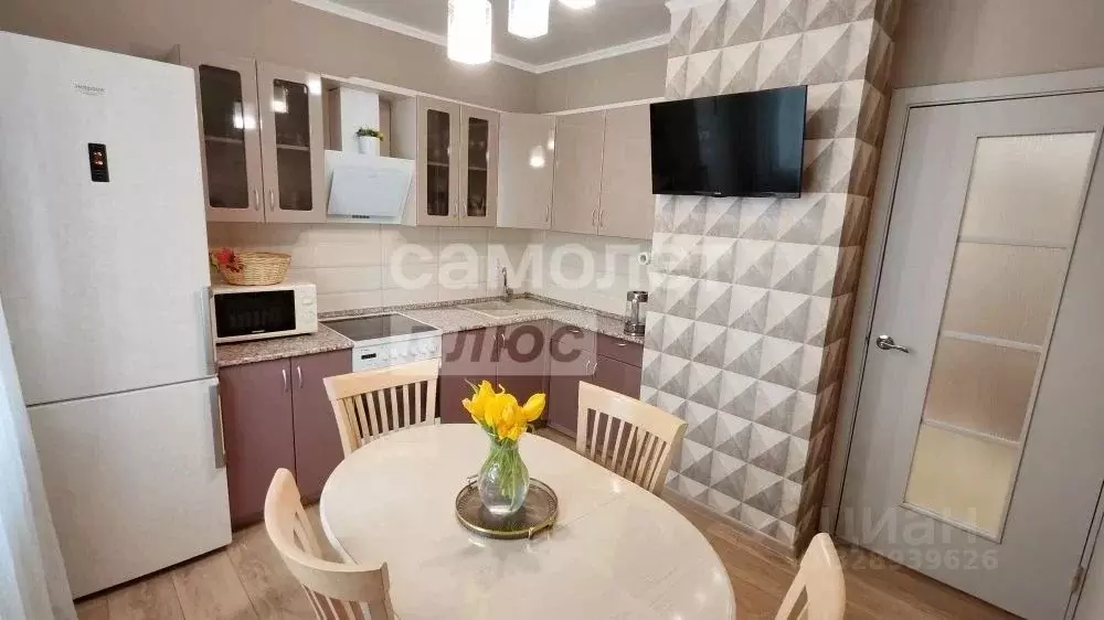 2-к кв. Курская область, Курск просп. Победы, 28Б (54.3 м) - Фото 2