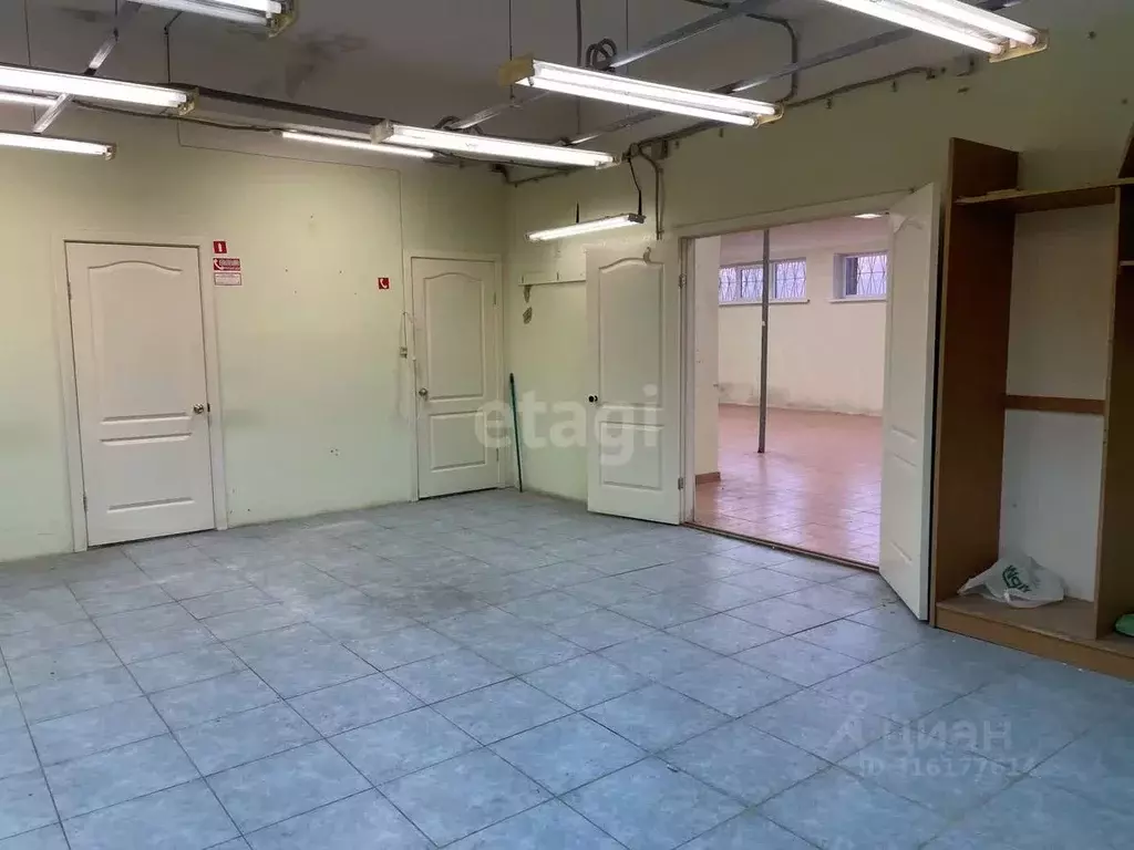 Помещение свободного назначения в Пермский край, Пермь ул. Анвара ... - Фото 1