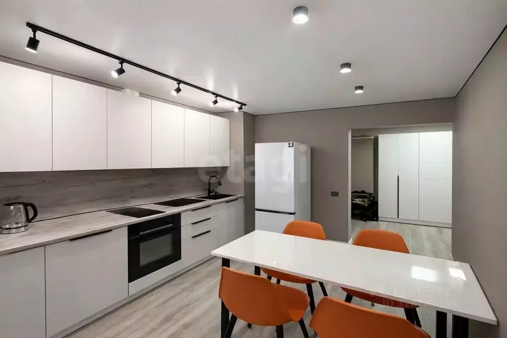 2-к кв. Алтай, Горно-Алтайск ул. Гастелло (54.2 м) - Фото 1