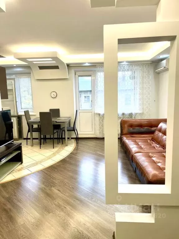 2-к кв. Саратовская область, Саратов ул. Имени С.Т. Разина, 15 (44.5 ... - Фото 1