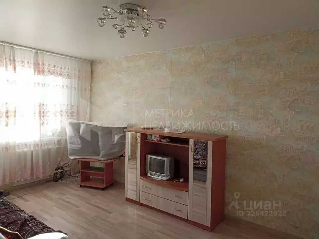 2-к кв. Тюменская область, Тюмень Уральская ул., 53к2 (49.7 м) - Фото 1