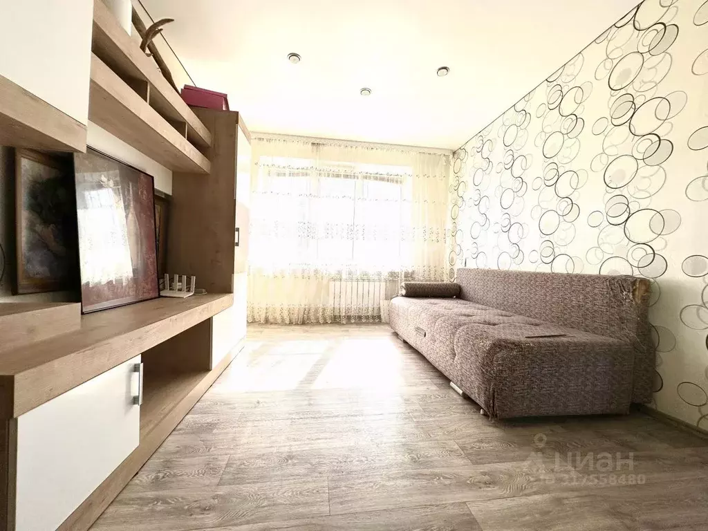 3-к кв. Оренбургская область, Бузулук 4-й мкр,  (51.6 м) - Фото 0