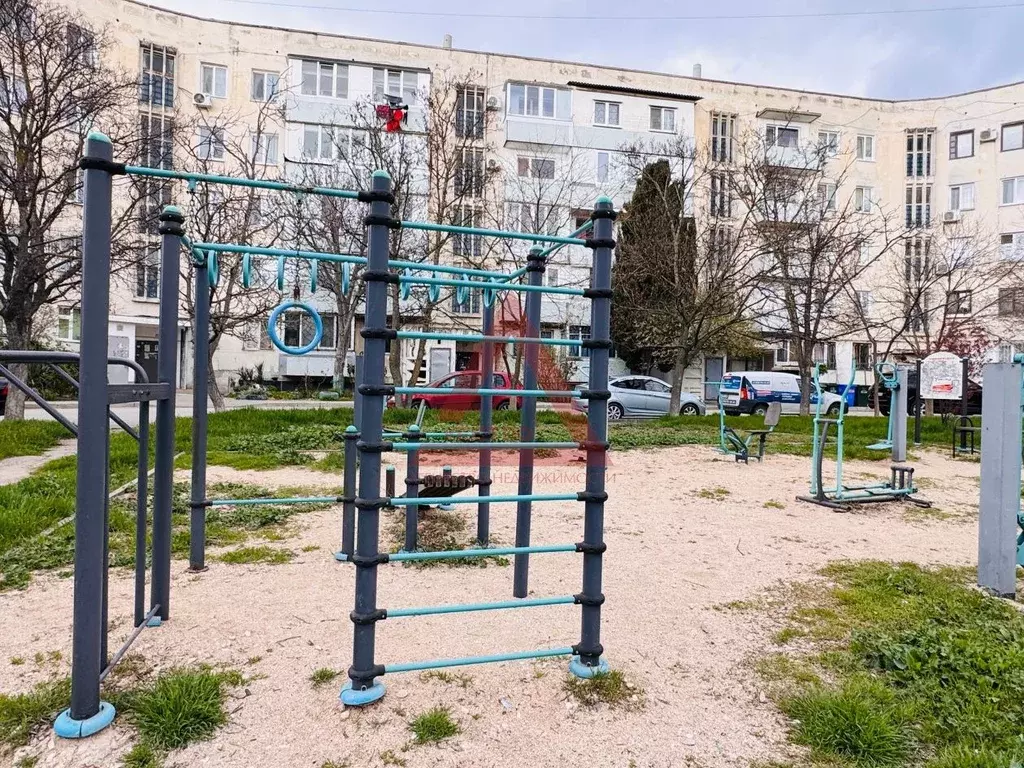 1-к кв. Севастополь ул. Хрусталева, 139 (37.5 м) - Фото 1