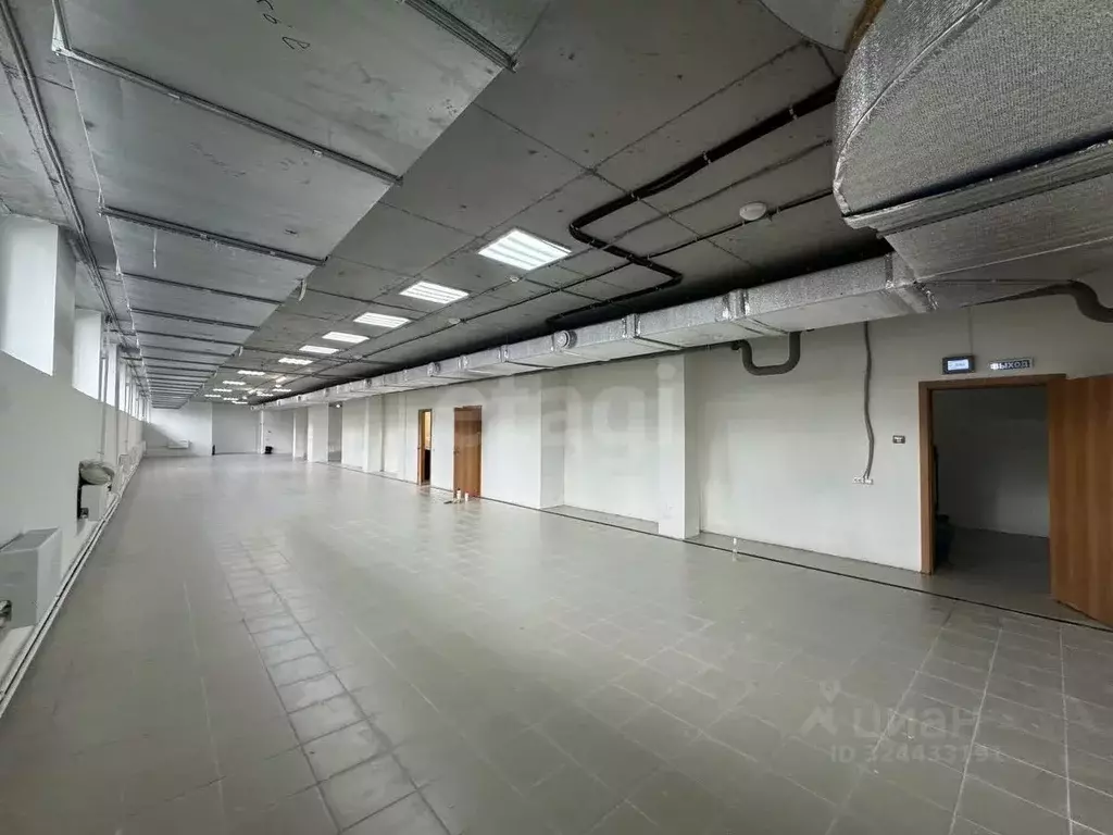 Торговая площадь в Тюменская область, Тюмень Велижанская ул., 68 (312 ... - Фото 1