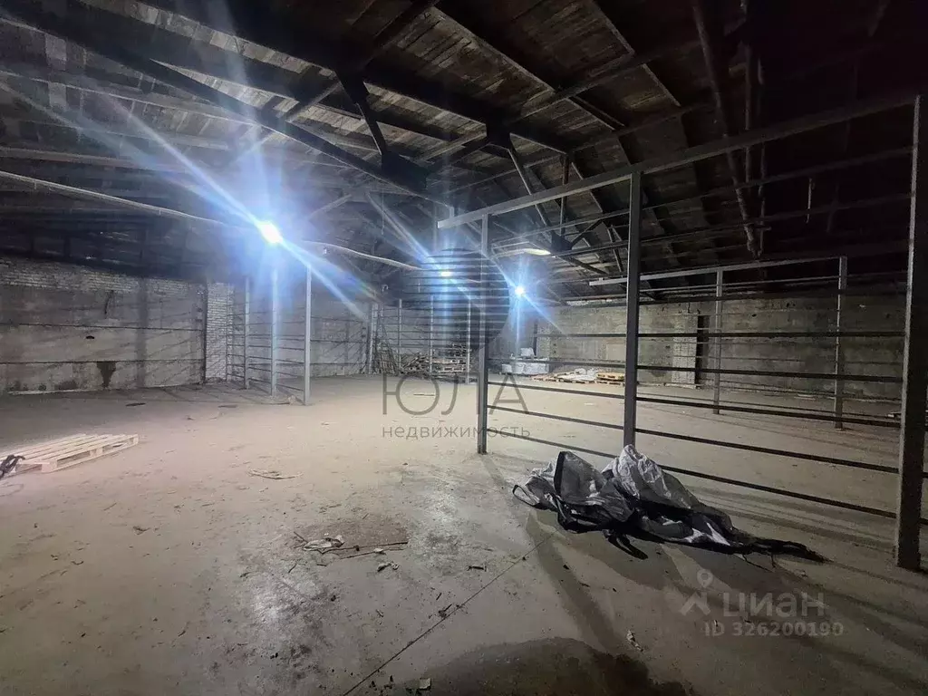 Производственное помещение в Ленинградская область, Коммунар г. ... - Фото 1