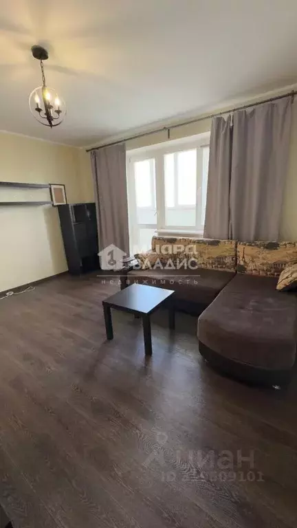 1-к кв. Омская область, Омск ул. 19-я Линия, 184 (40.1 м) - Фото 0