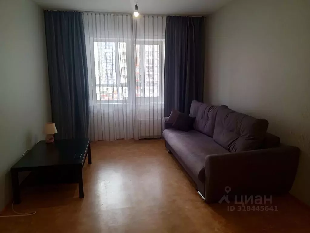 2-к кв. Красноярский край, Красноярск наб. Ярыгинская, 9 (44.0 м) - Фото 1