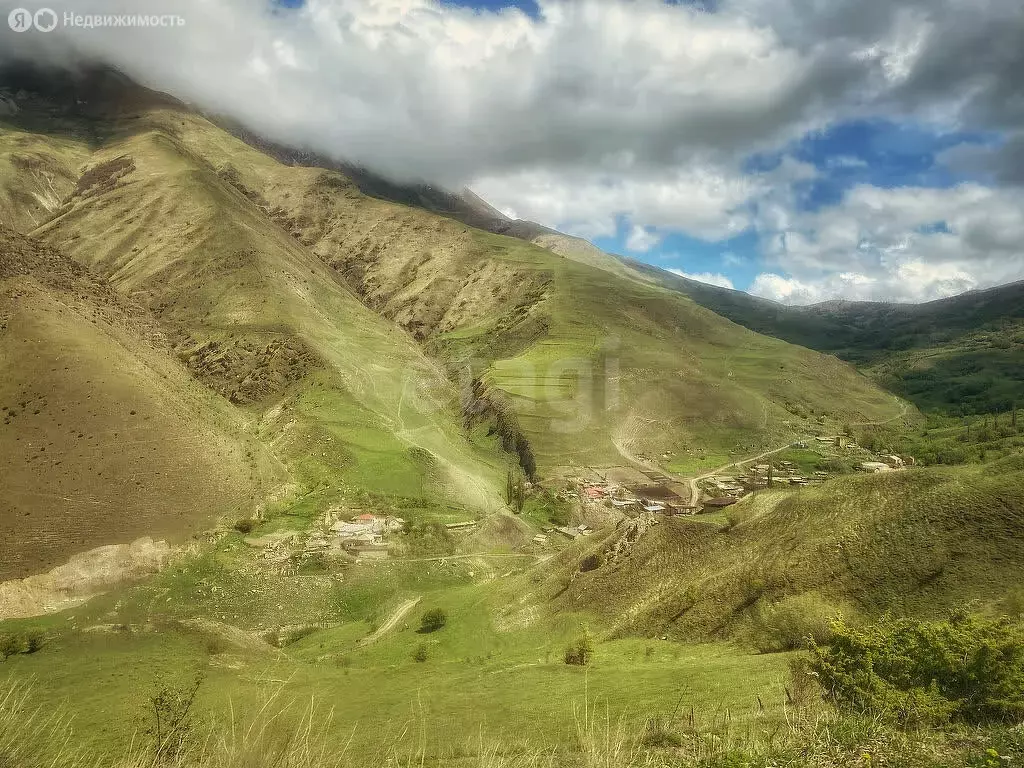 Участок в село Фиагдон, улица Бритаева (15 м) - Фото 0