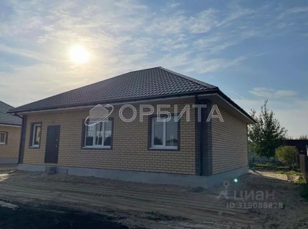 Дом в Тюменская область, Тюменский район, д. Есаулова ул. Гайдара, 13 ... - Фото 1