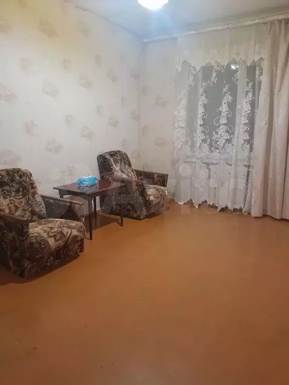 3-к. квартира, 70 м, 1/2 эт. - Фото 0