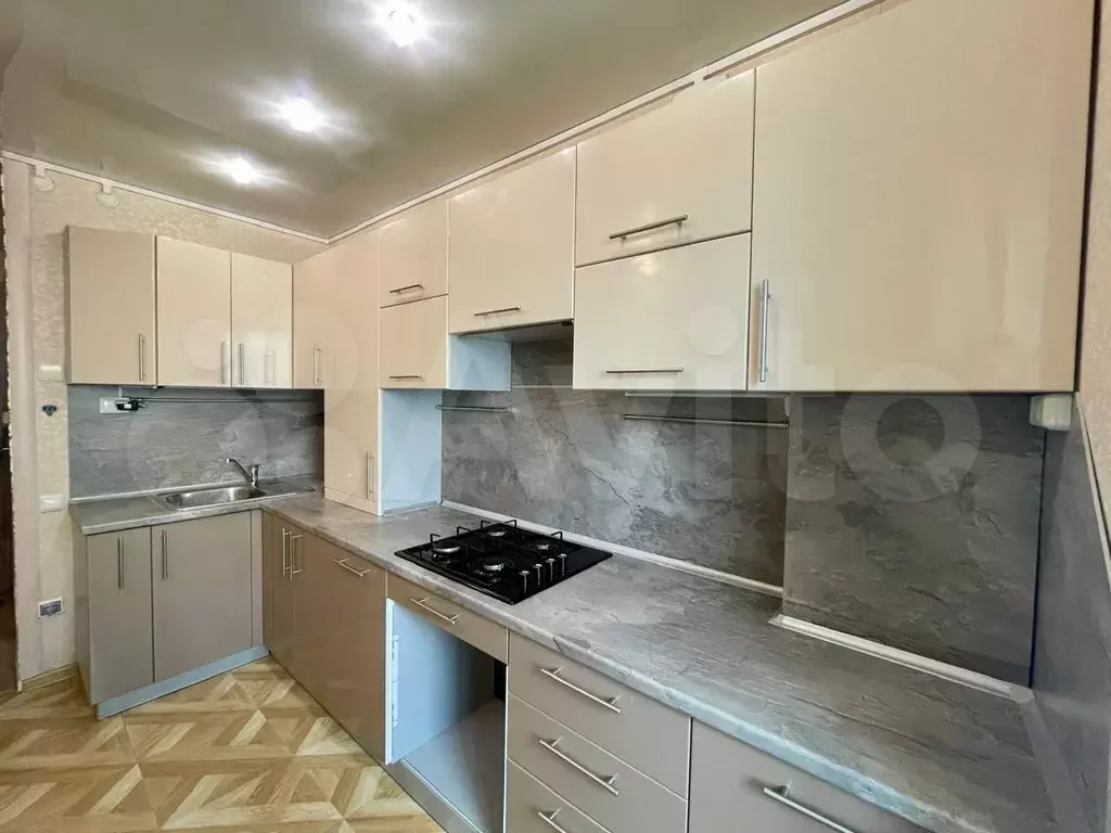 2-к. квартира, 46 м, 3/10 эт. - Фото 0