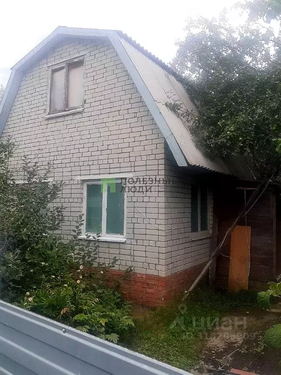 Дом в Саратовская область, Воскресенский район, Елшанское ... - Фото 0