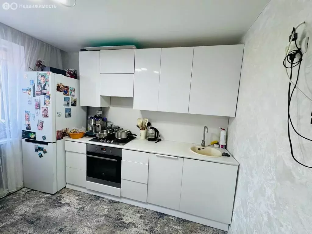 3-комнатная квартира: Стерлитамак, улица Гоголя, 106 (60.7 м) - Фото 2