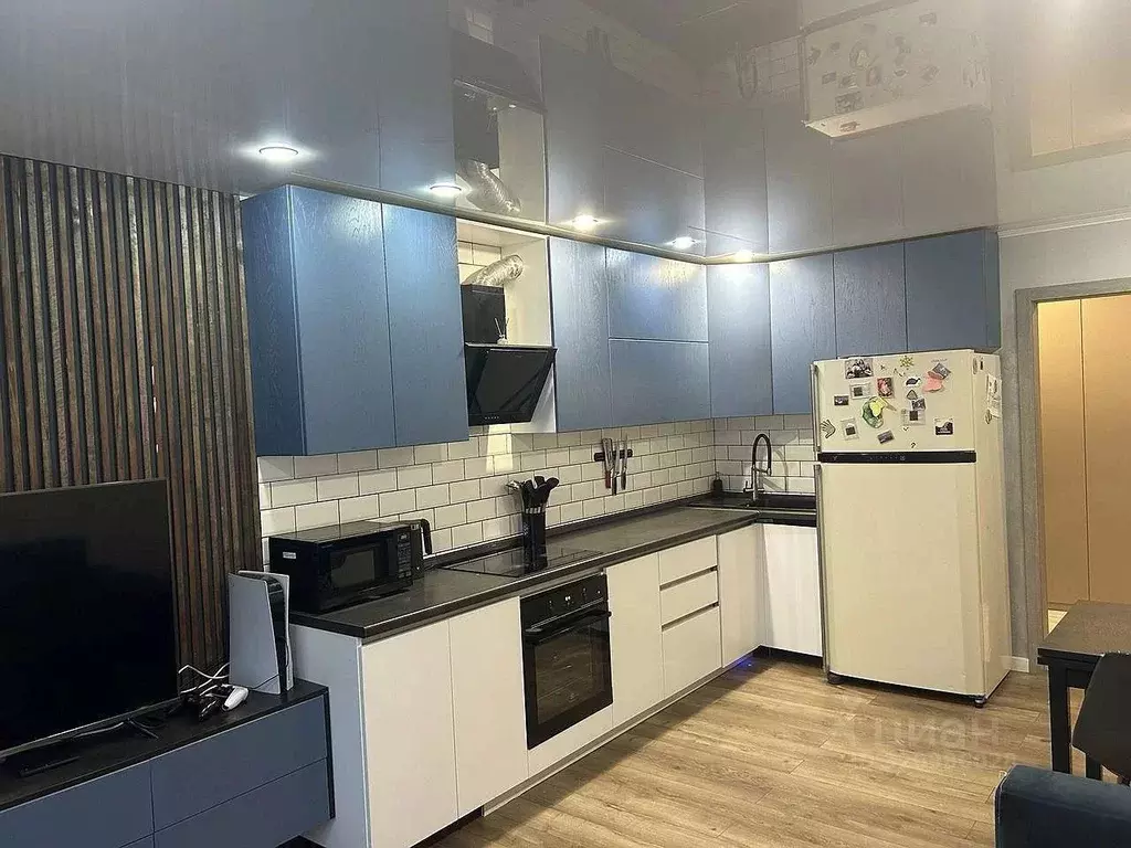 2-к кв. Тюменская область, Тюмень ул. Александра Митинского, 3 (67.4 ... - Фото 2