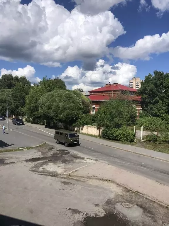 помещение свободного назначения в ленинградская область, кириши ул. . - Фото 0