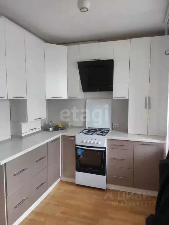 2-к кв. Белгородская область, Алексеевка пл. Победы, 31 (55.3 м) - Фото 1