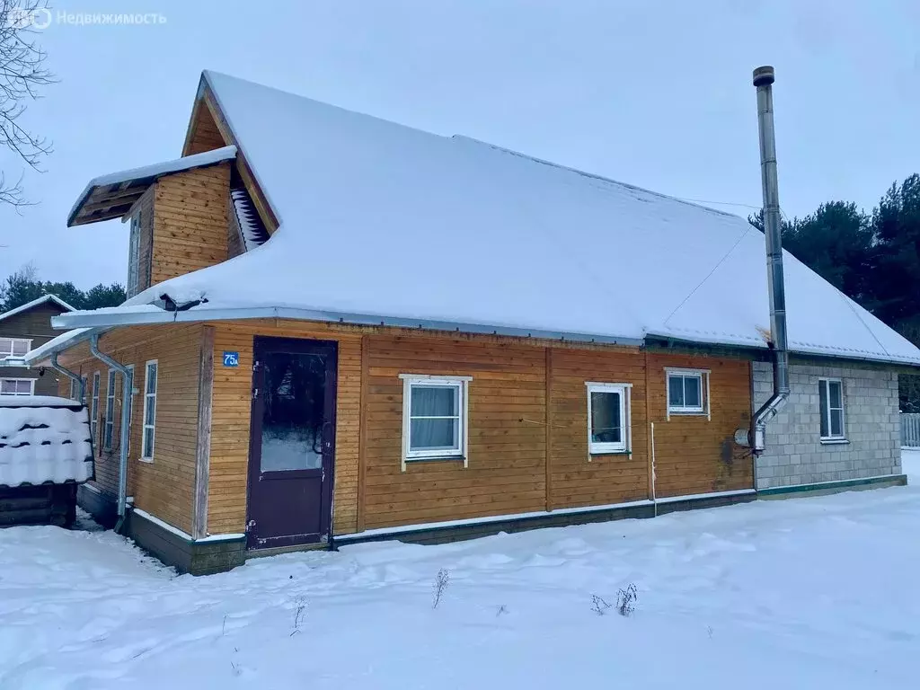 Дом в Гдовский район, Спицинская волость, деревня Подборовье (130 м) - Фото 2