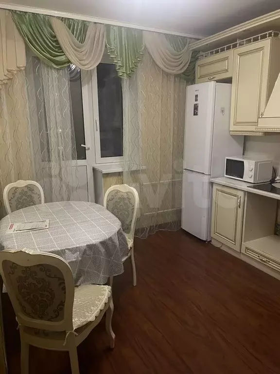 1-к. квартира, 44 м, 3/10 эт. - Фото 1