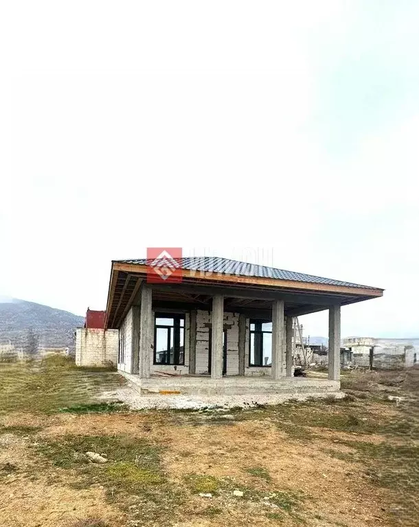 Дом в Крым, Судак городской округ, с. Миндальное  (100 м) - Фото 0