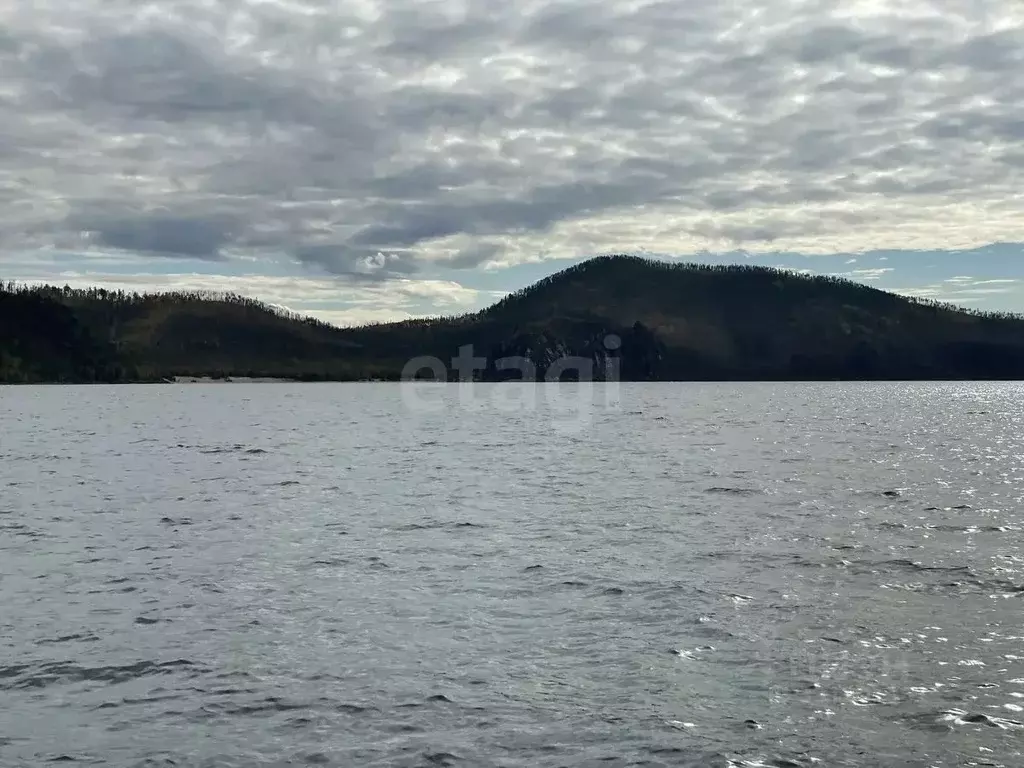 Дом в Бурятия, Северо-Байкальский район, Нижнеангарск пгт Рабочая ул., ... - Фото 1