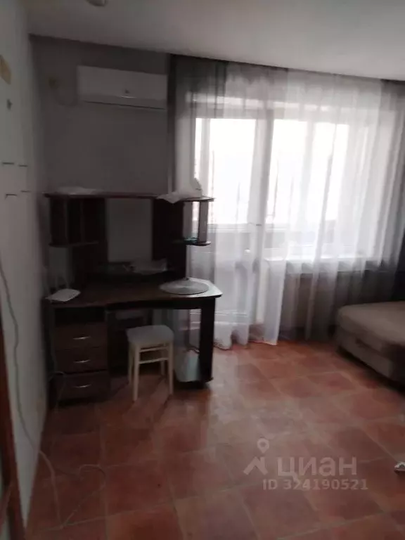 Студия Алтайский край, Барнаул Новосиликатный мкр, ул. Суворова, 12 ... - Фото 1