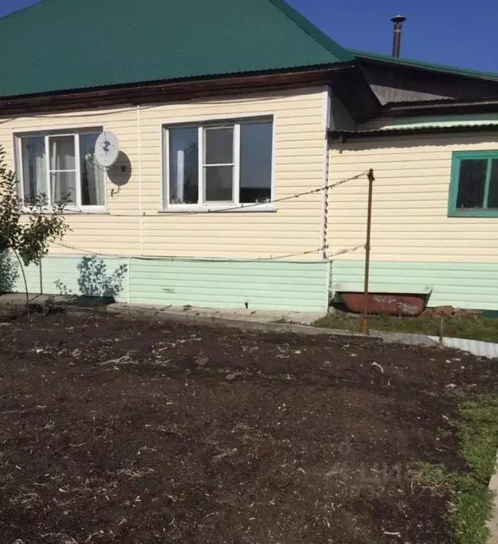 Дом в Кемеровская область, Калтан Тепличная ул. (85 м) - Фото 2