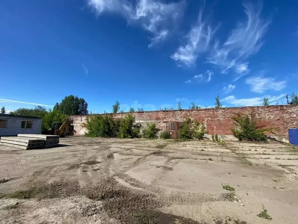Помещение свободного назначения в Тюменская область, Тобольск ул. 1-я ... - Фото 1